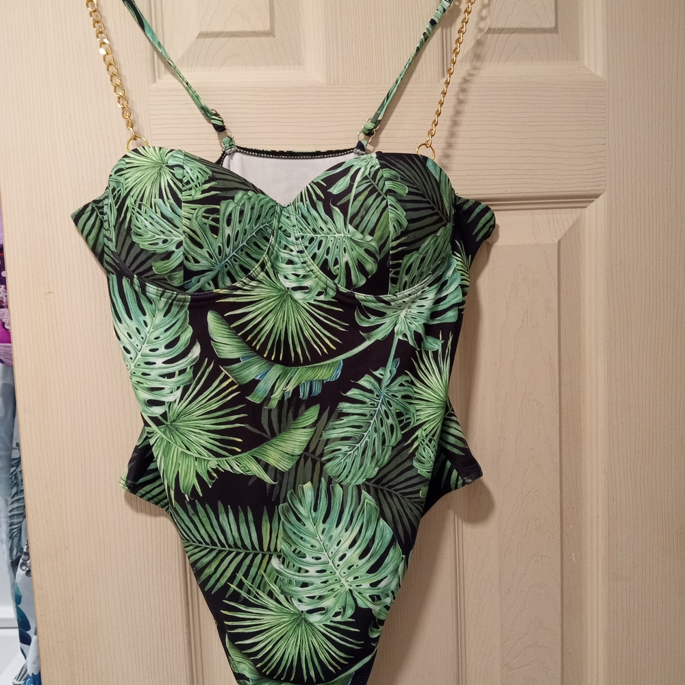 SHEIN Green Leaf Print Swimsuit